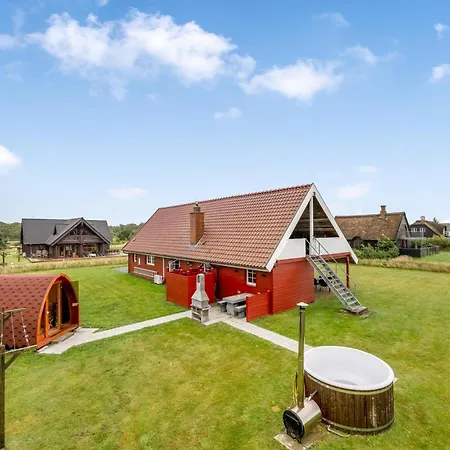 Large On 2 Levels, With Views Of Ringkobing Fjord And Outdoor Wellness Prázdninový dům *