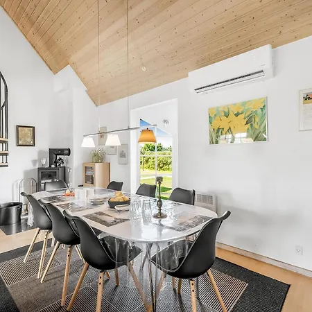 Large On 2 Levels, With Views Of Ringkobing Fjord And Outdoor Wellness * Skjern